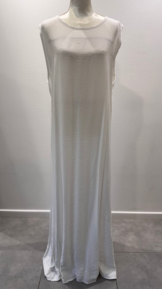 robe longue sans manches